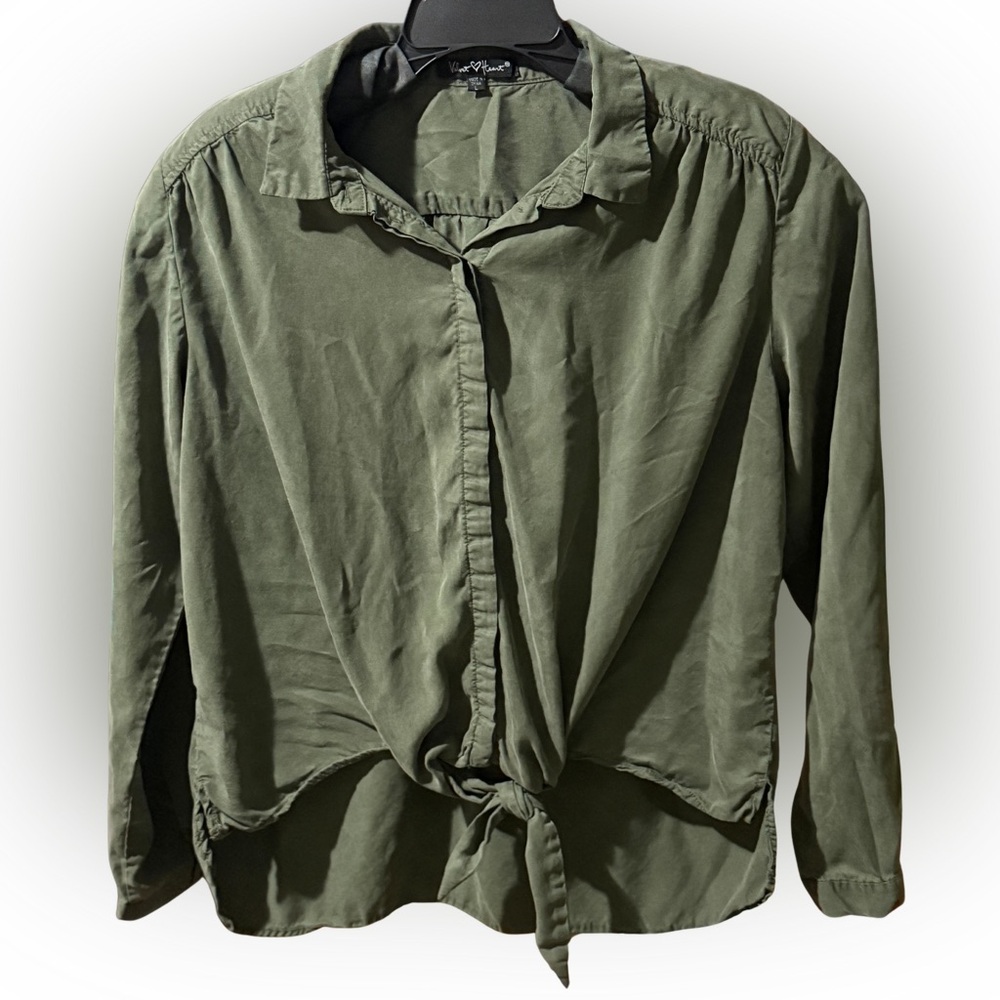 Velvet Heart Sage Green Button Down Shirt
